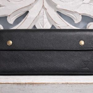 Louis Vuitton Taiga Leather Long Wallet Black LV Bifold Snap Authentic